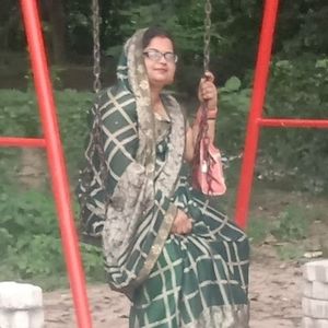 Meet your Posher, Minakshi